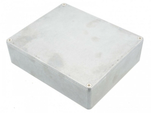 Metallbox för inbyggnad av varvtalsregulator 145x121x56, liten