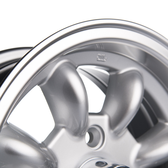 Barzetta Classic Silver 6x13 4x114,3 ET10 NAV 67,1