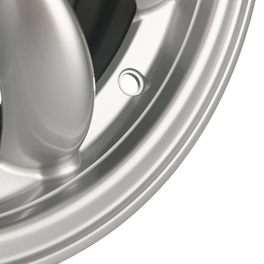 Barzetta Classic Rally Silver 5,5x15 4x108 ET18 NAV 63,4